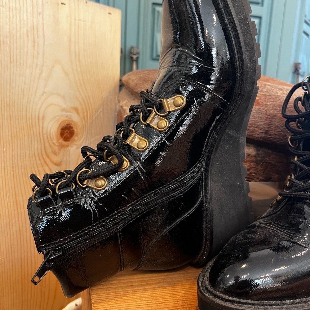 Black Lace-Up Women's Boots